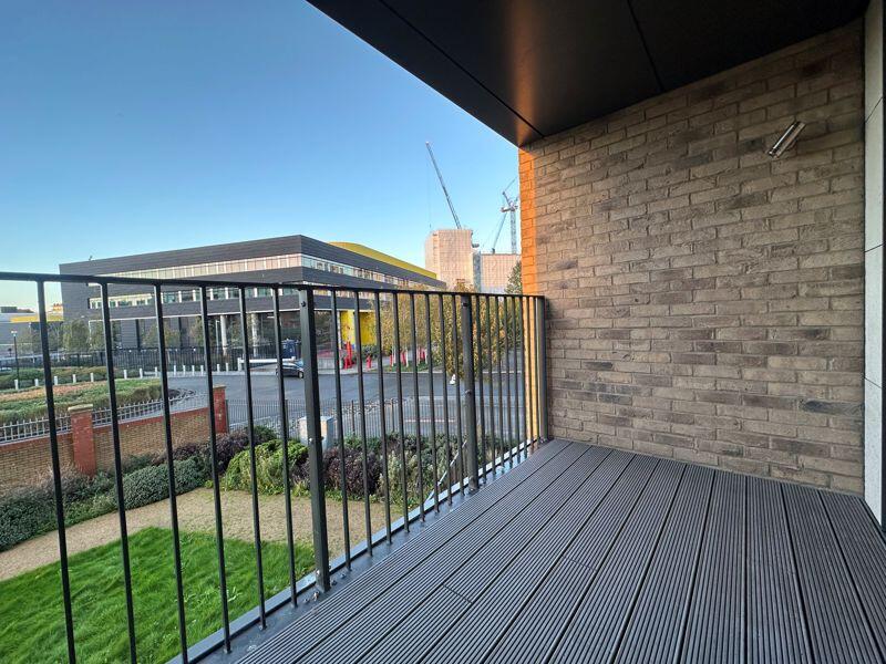 Apartment in London - View 5