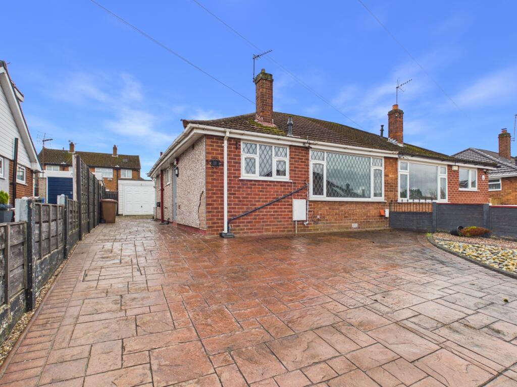 Main image of property: Martin Close, Denton, Manchester, M34 3BG