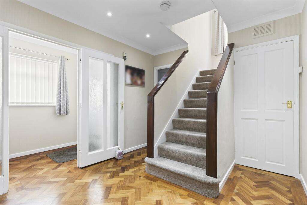 Willingdon Road, Eastbourne photo 5