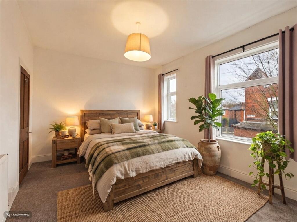 House in Manchester, Levenshulme - More