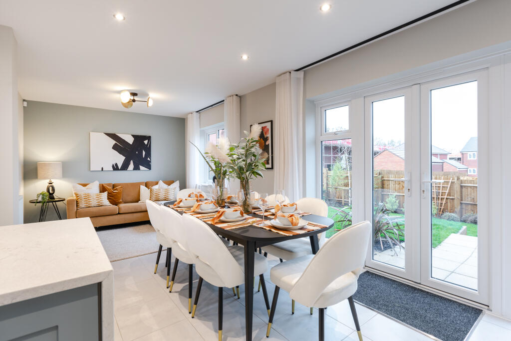 House in Stratford-on-Avon, Stratford-upon-Avon - View 3