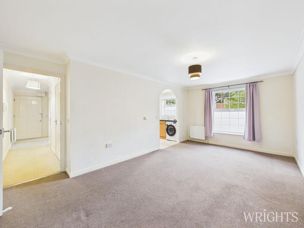 Apartment in Welwyn Hatfield, Hertfordshire - More