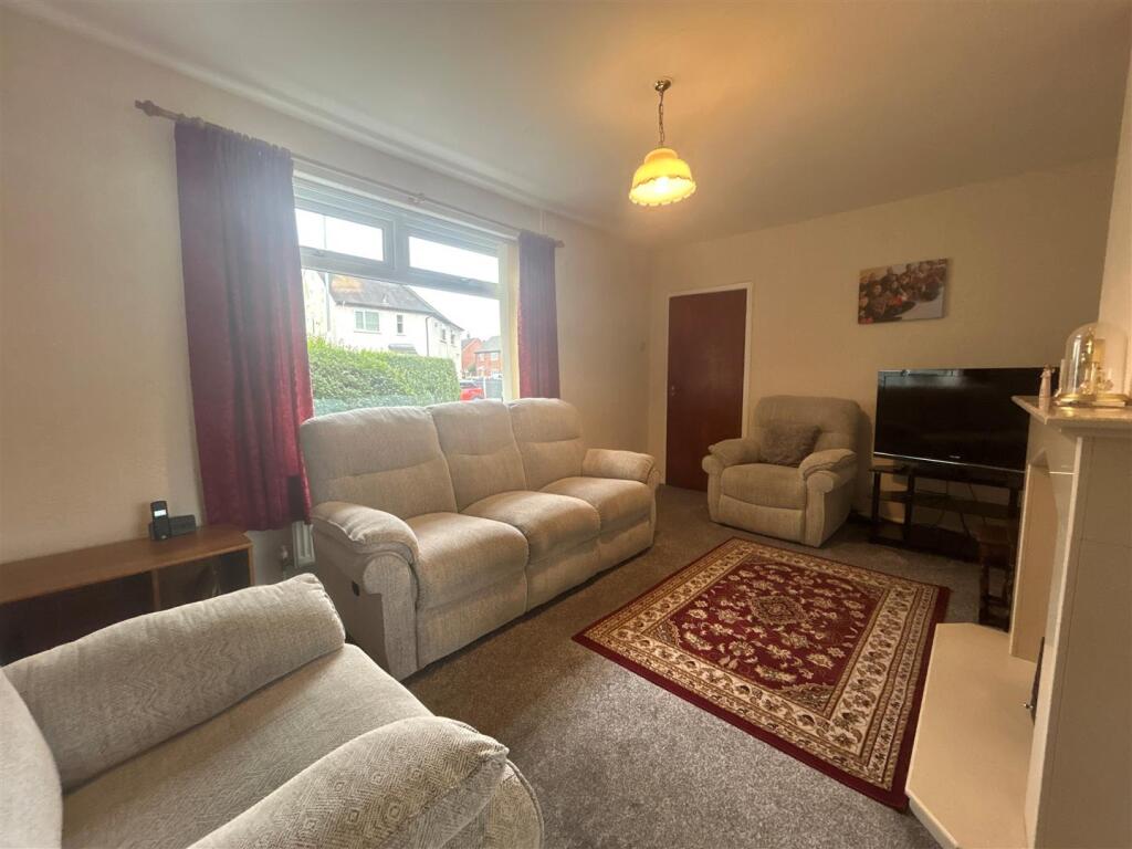 House in Manchester, New housing scheme, Newall Green - More