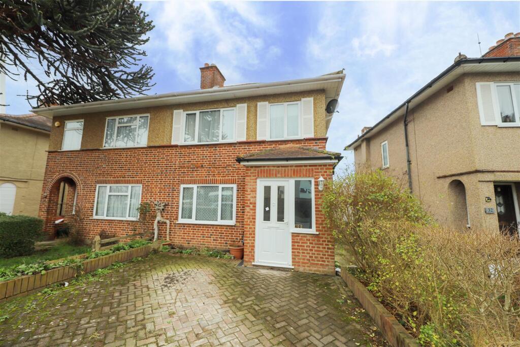 3-bed semi-detached on Goshawk Gardens, Hayes, UB4, £565,000