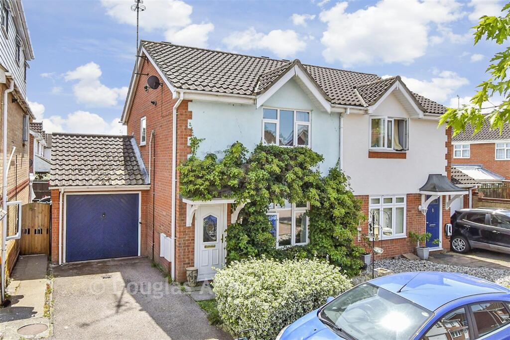 Main image of property: Carlyle Gardens, Wickford, Essex