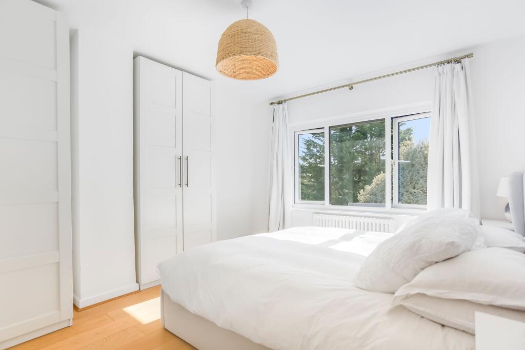 House in Hove, West Blatchington - View 4