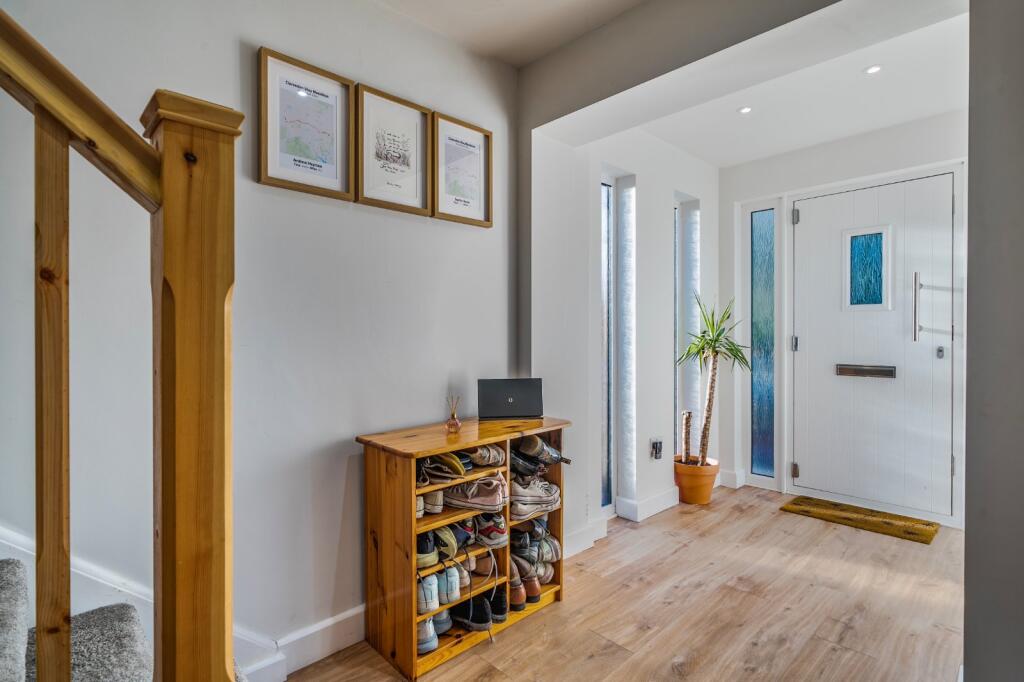 Nursery Road, Alresford, Hampshire, SO24 photo 2
