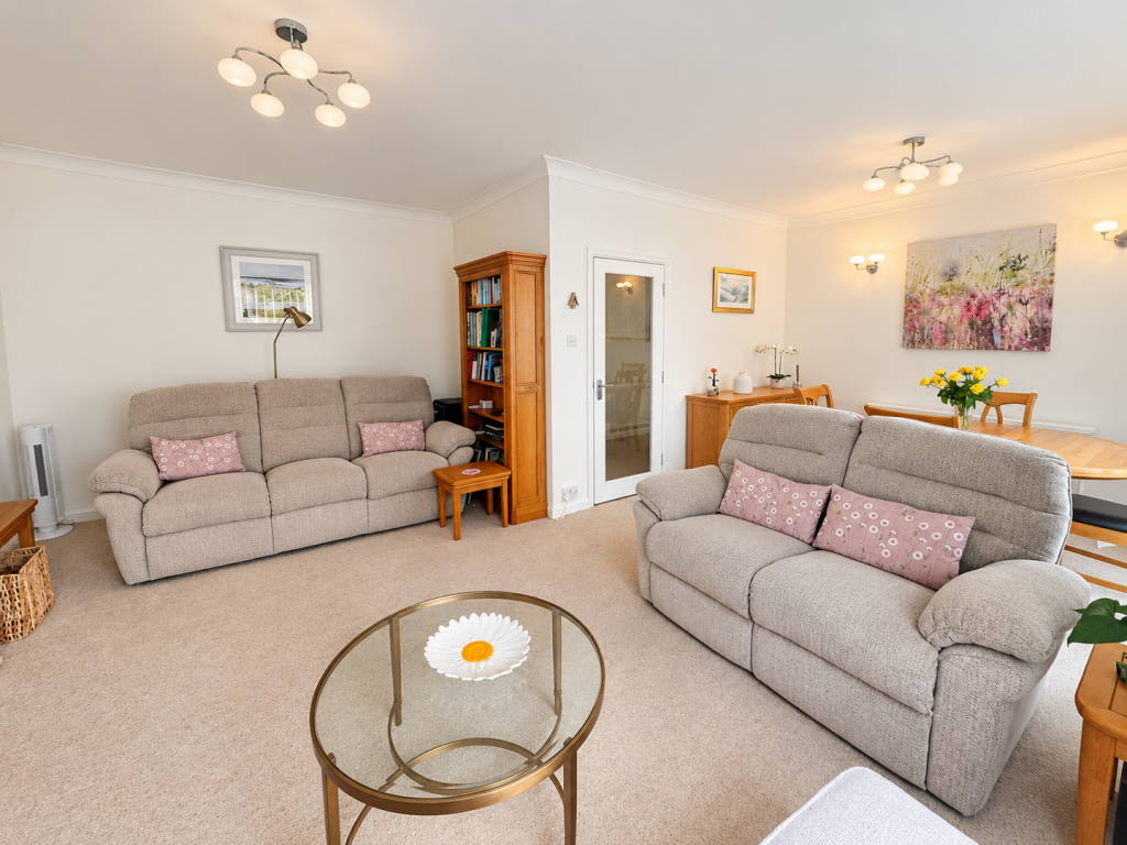 House in Cardiff - View 4