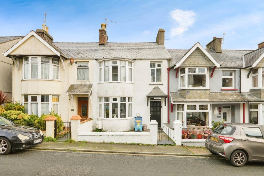 4-bed terraced on Ralph Street, Borth-y-Gest, Porthmadog, Gwynedd, LL49, £345,000