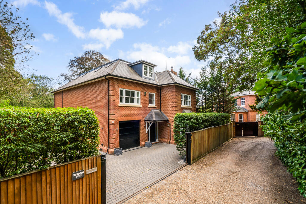 House in Slough, Sunninghill and Ascot