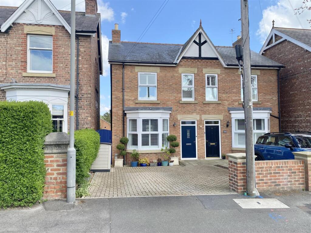 Main image of property: South End, Bedale