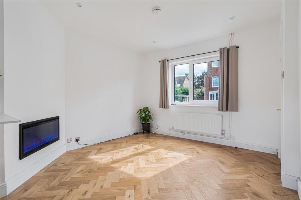 House in Cambridge - View 3