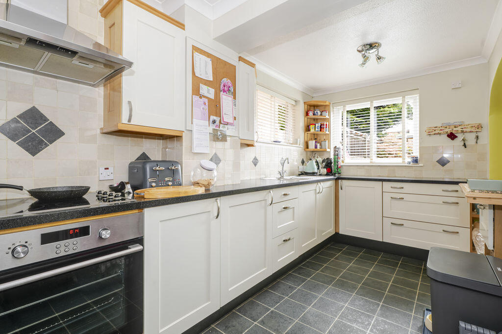 House in Tonbridge - View 3