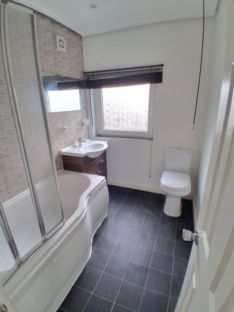 House in Northampton - View 3