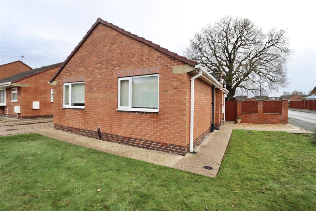 Main image of property: Oak Drive, Newport, Brough