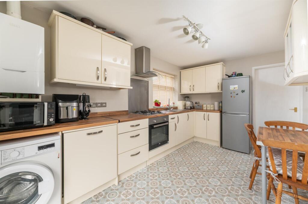 House in Leeds, Otley - View 3