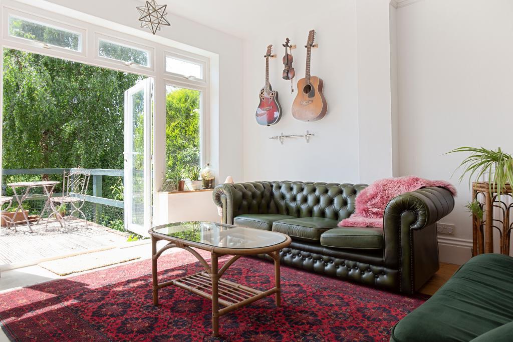 House in Tonbridge - More