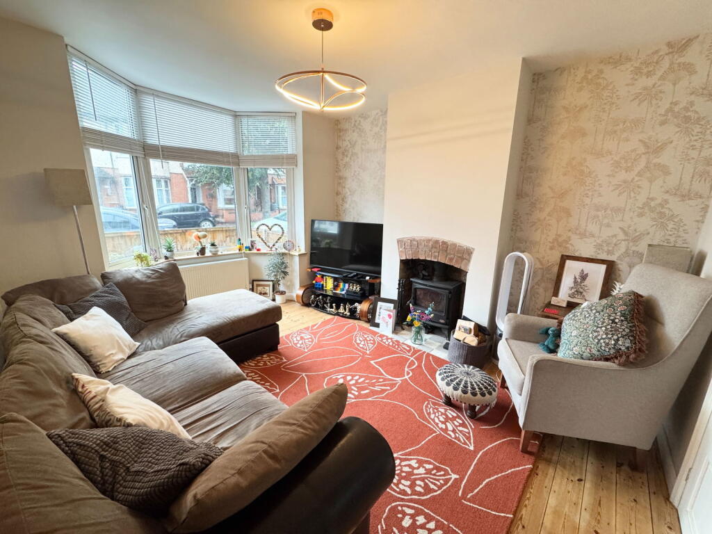 3-bed terraced on Albert Promenade, Loughborough, LE11 1RF, £225,000