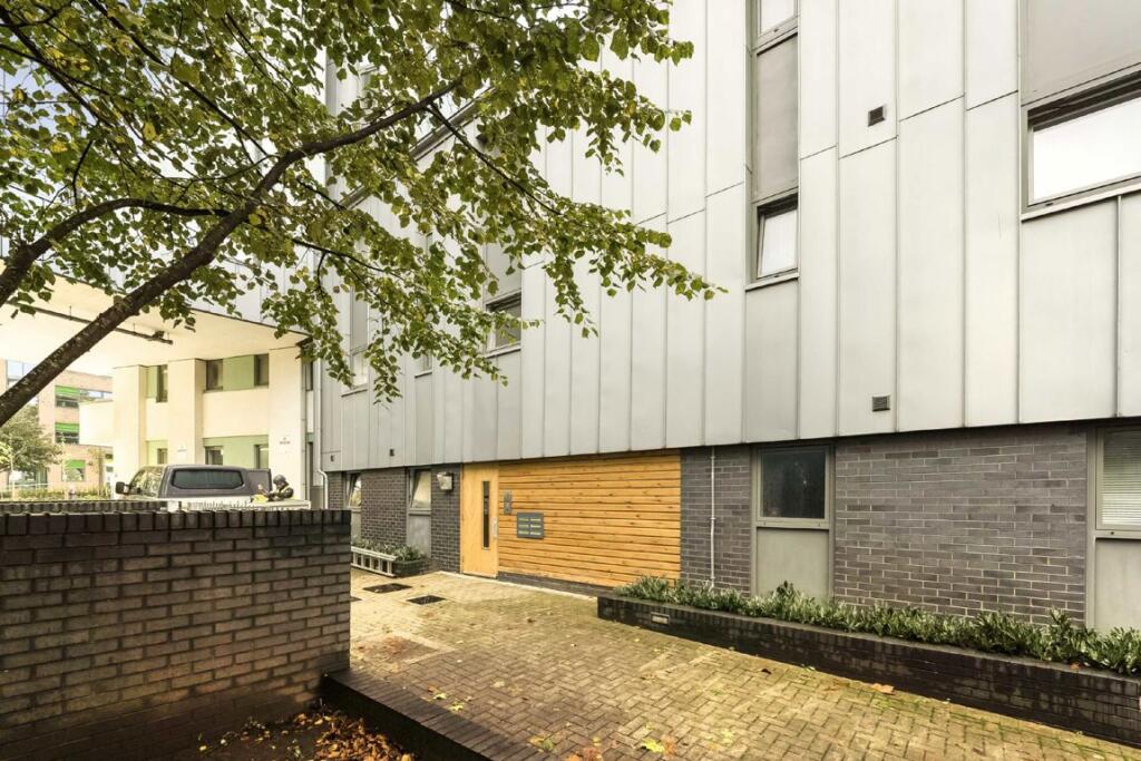 Main image of property: Wharncliffe Mews, Clapham
