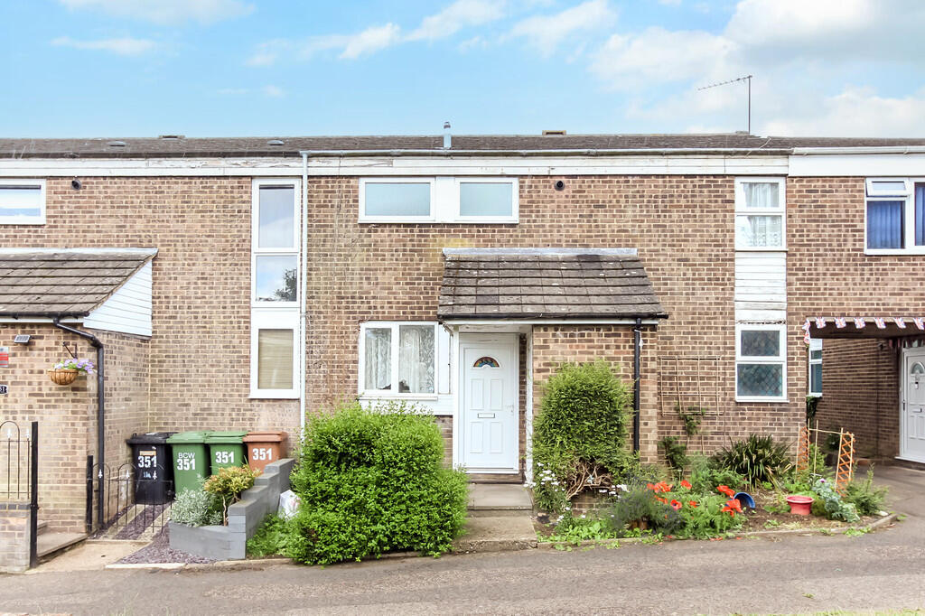 3-bed terraced on Shelley Road, Wellingborough, £160,000