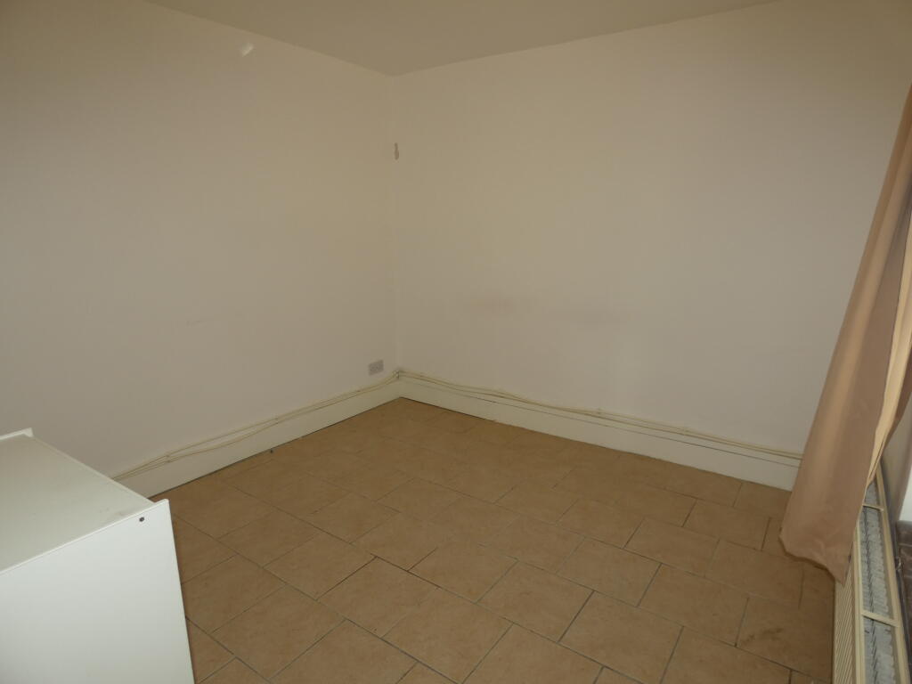 Additional image 7 of High Street, London Colney