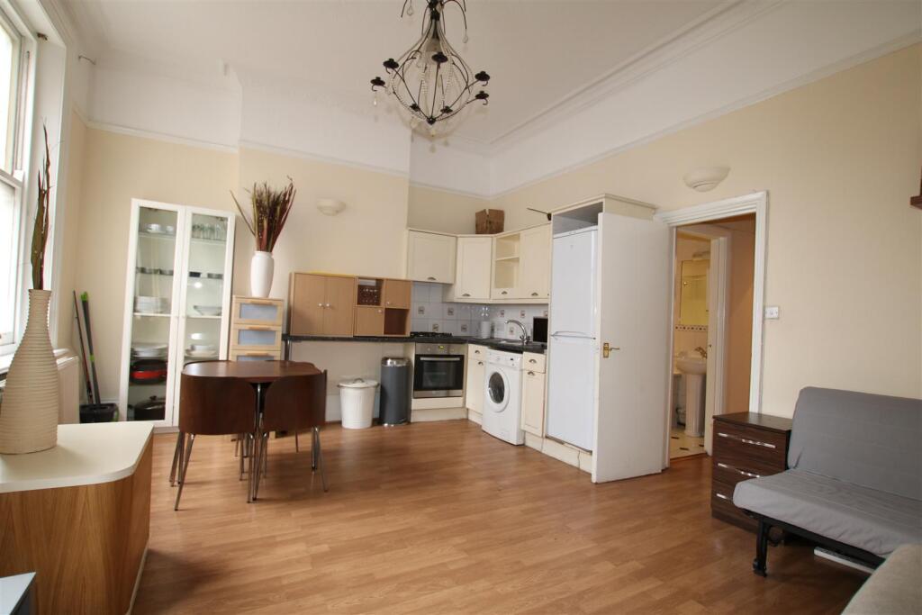 Main image of property: Earls Court Road, Kensington, London, SW5