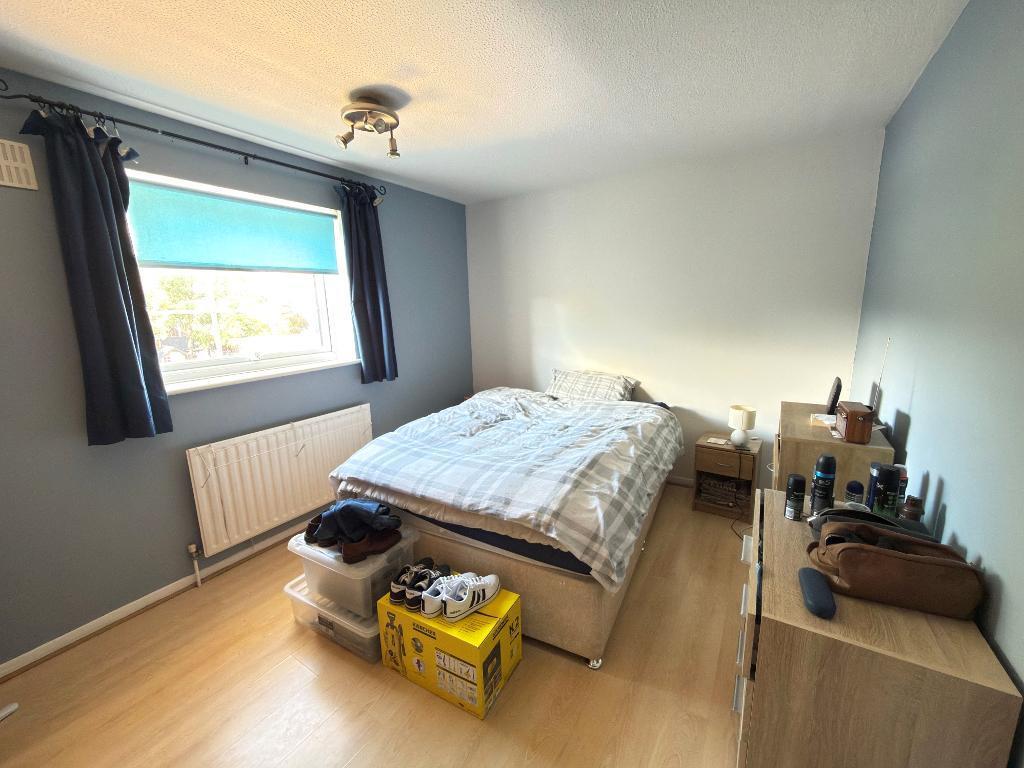 House in Luton - View 5