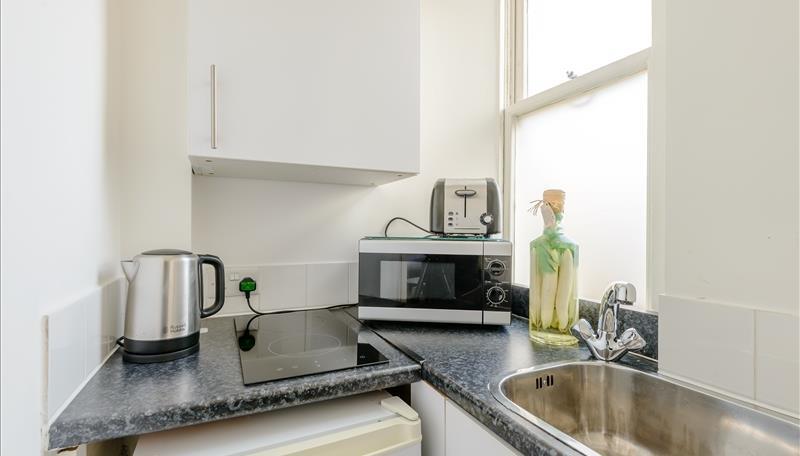 Apartment in London - View 4
