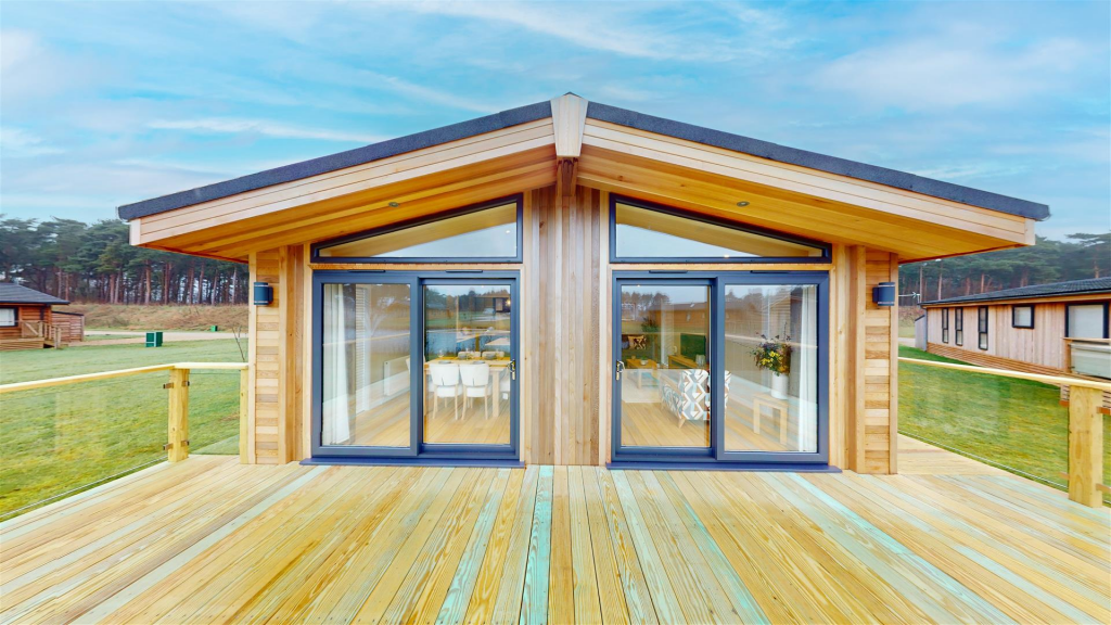 3-bed caravan on Scampston Lodges, Malton, £294,000