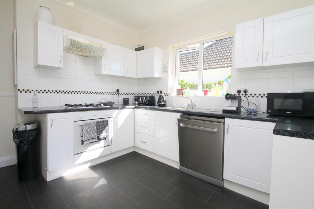 House in London - View 5
