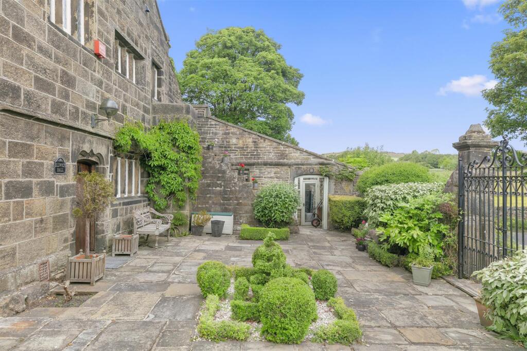 Additional image 35 of Eldwick Hall, High Eldwick