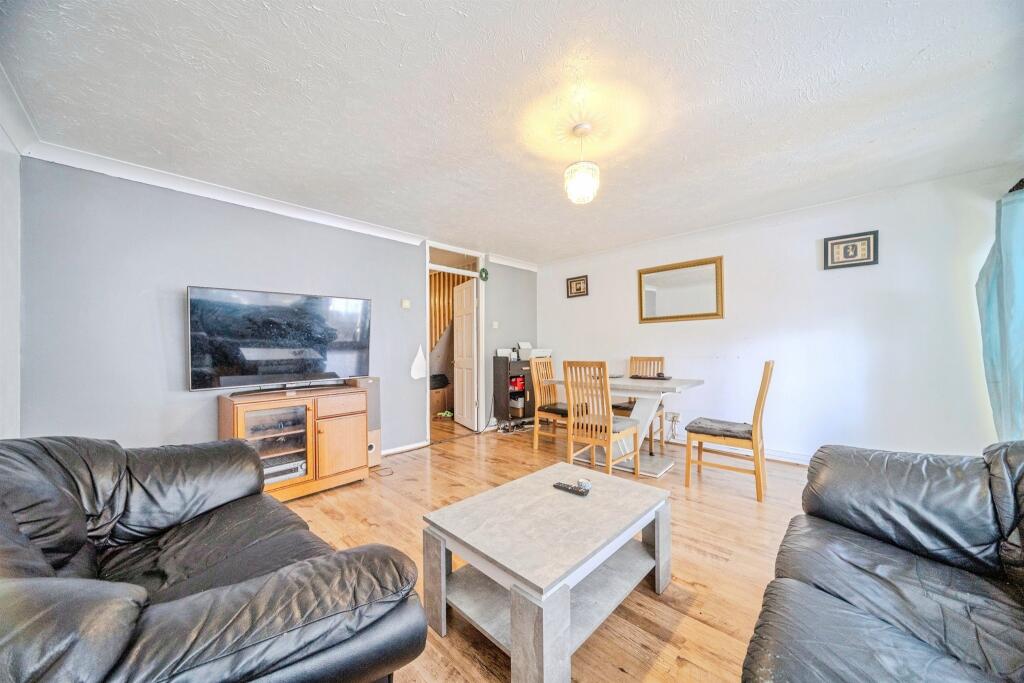House in Milton Keynes, Bletchley and Fenny Stratford - More