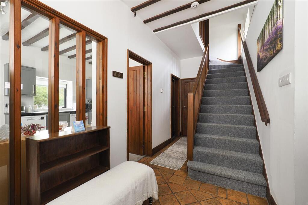 House in Rochester - View 4