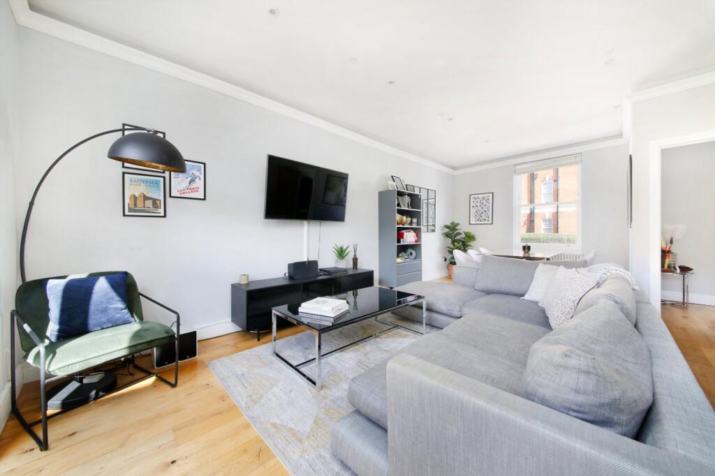 House in London, Battersea - View 3