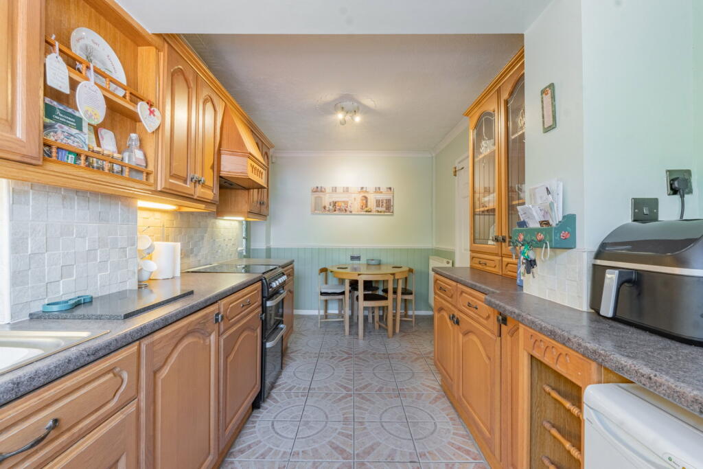 House in Solihull, Kingshurst - More