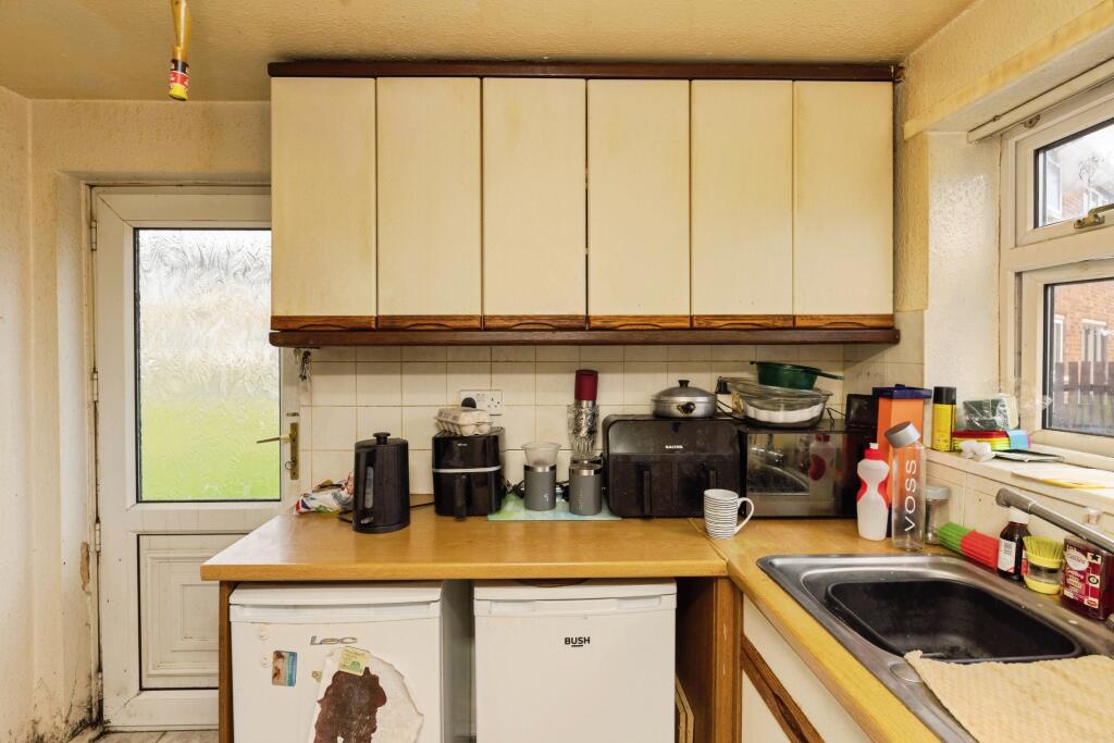 Langlands Road, Bingley, BD16 - View 3