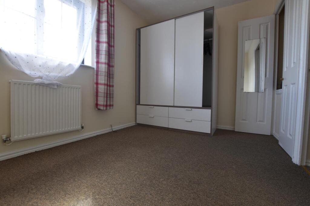 House in Milton Keynes, Shenley Brook End - More