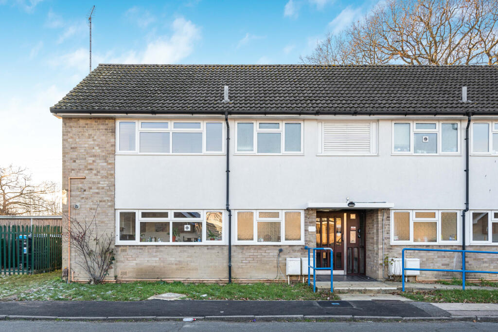 Main image of property: Leatherhead