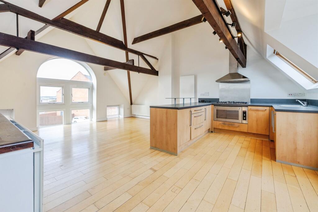 House in Lincoln, Lincolnshire - View 3