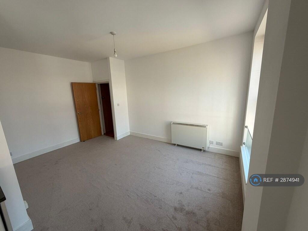 Additional image 4 of Stonehills, Welwyn Garden City, AL8
