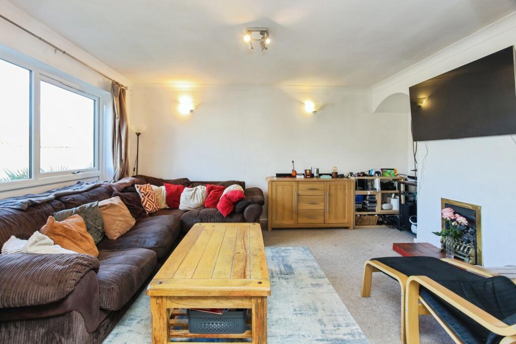 House in Tonbridge - View 2