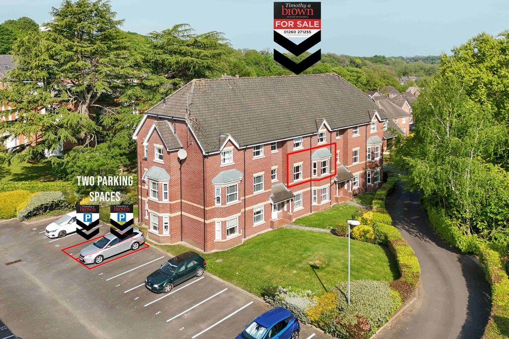 2-bed flat on Westholme Close, Congleton, £170,000