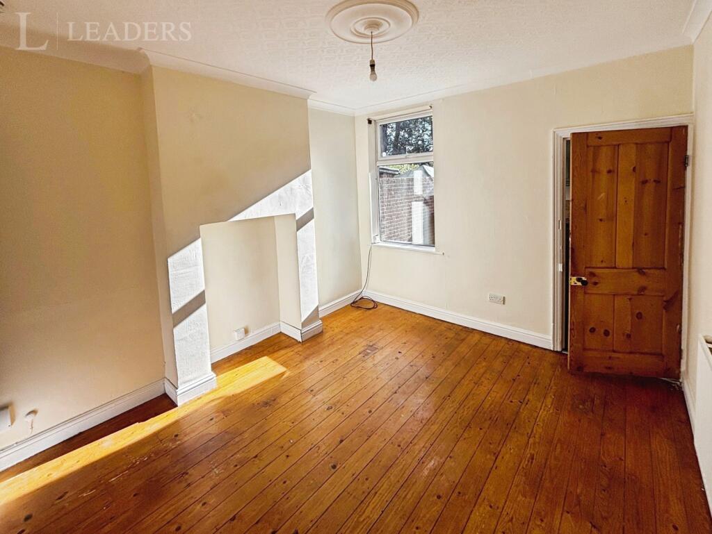 House in Derby - View 5