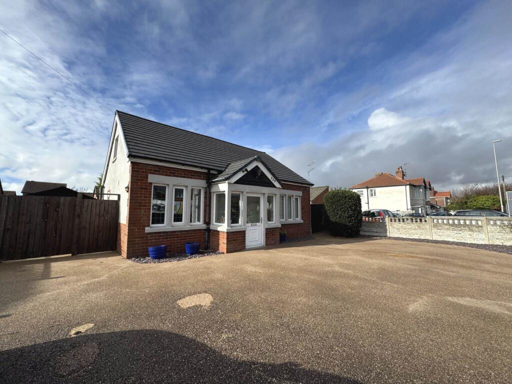 Main image of property: Common Edge Road, Blackpool, FY4 5DJ