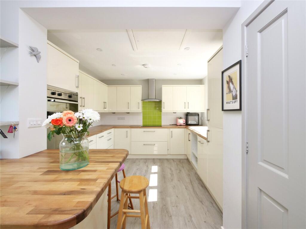 Four Bedroom Detached House, West Pennard BA6 8NR - View 3