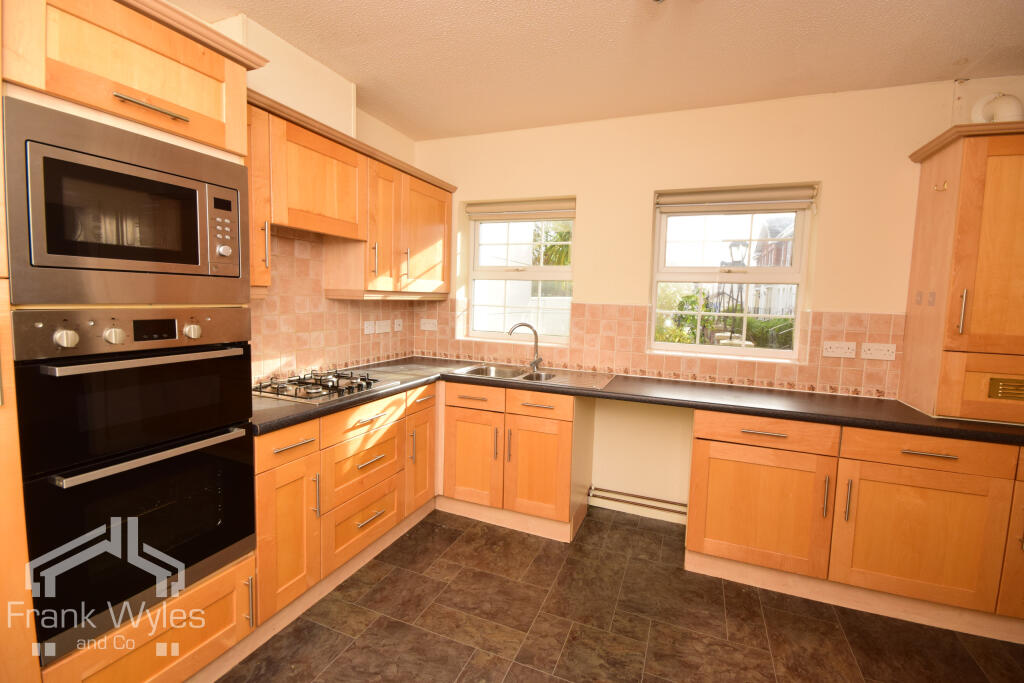 Weavers Close, Lytham St. Annes, Lancashire photo 3