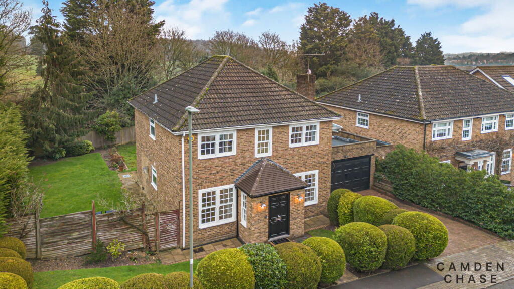 Main image of property: Greenacre Close, Hadley Highstone, EN5 4QB