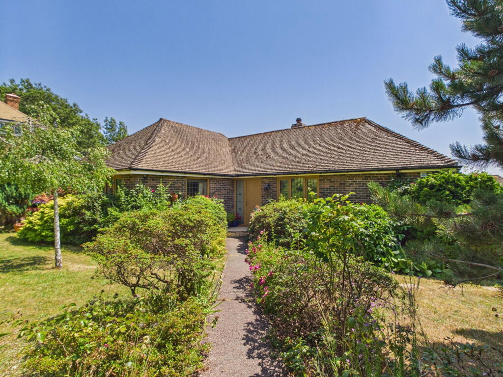 Woodland Avenue, High Salvington, Worthing BN13 3AF