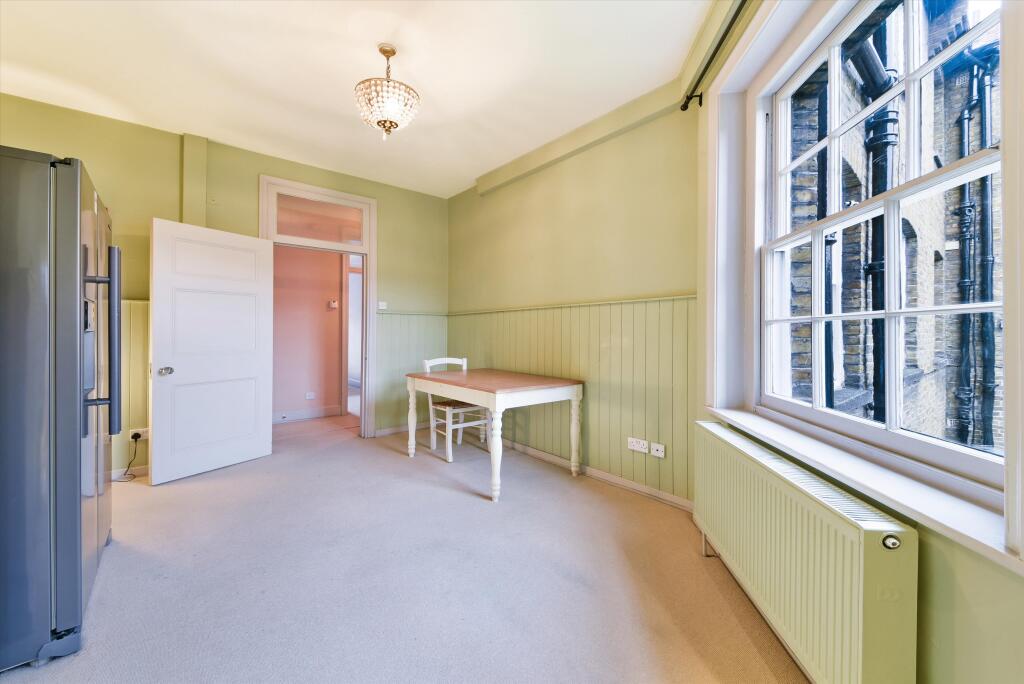 Apartment in London, Kennington Cross, Kennington - More