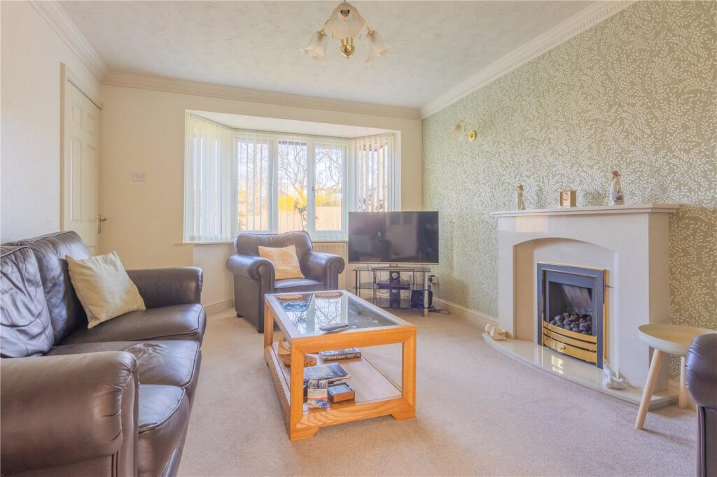 Lowood Close, Milnrow, Rochdale, Greater Manchester, OL16 photo 3